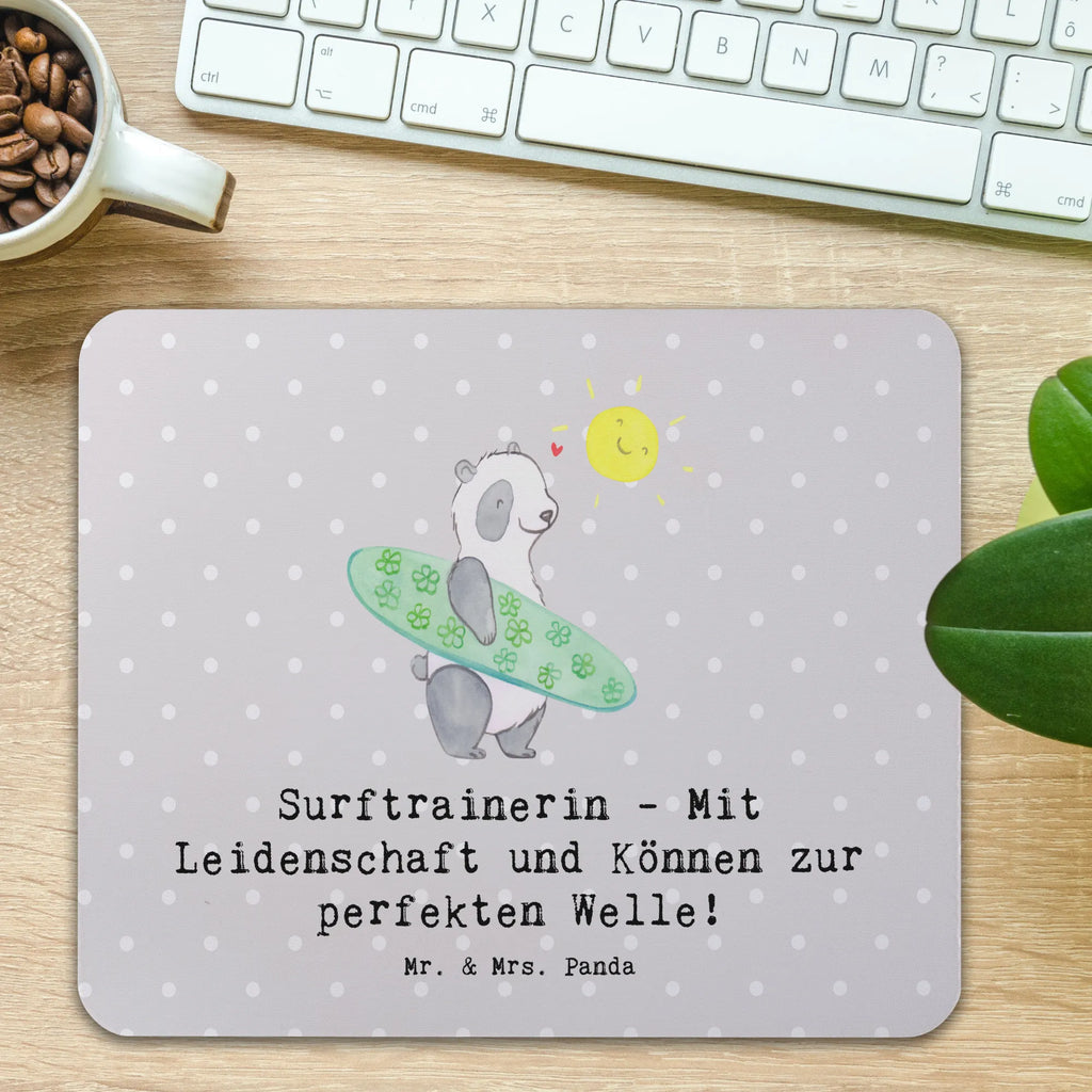 Mauspad Surfen Trainerin Mousepad, Computer zubehör, Büroausstattung, PC Zubehör, Arbeitszimmer, Mauspad, Einzigartiges Mauspad, Designer Mauspad, Mausunterlage, Mauspad Büro, Geschenk, Sport, Sportart, Hobby, Schenken, Danke, Dankeschön, Auszeichnung, Gewinn, Sportler