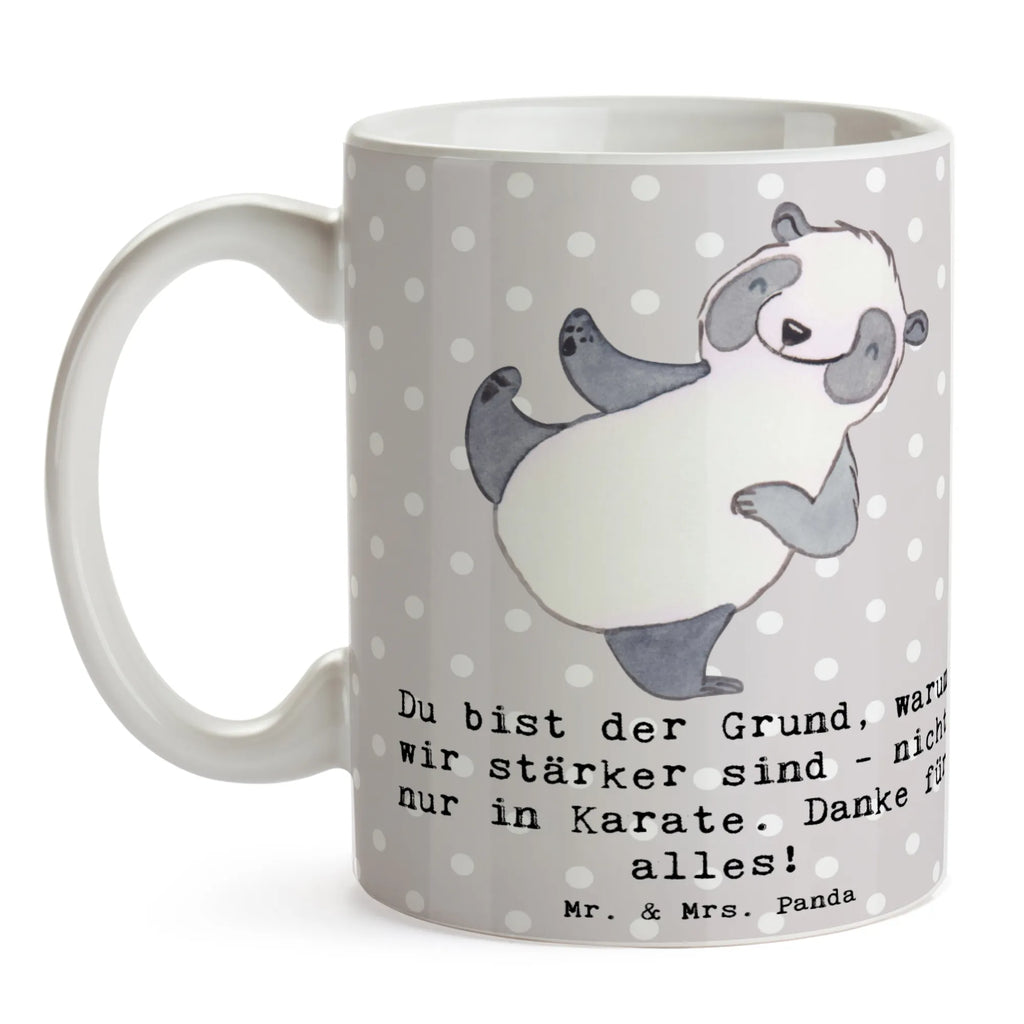 Tasse Karate Trainerin Stärke Tasse, Kaffeetasse, Teetasse, Becher, Kaffeebecher, Teebecher, Keramiktasse, Porzellantasse, Büro Tasse, Geschenk Tasse, Tasse Sprüche, Tasse Motive, Kaffeetassen, Tasse bedrucken, Designer Tasse, Cappuccino Tassen, Schöne Teetassen, Geschenk, Sport, Sportart, Hobby, Schenken, Danke, Dankeschön, Auszeichnung, Gewinn, Sportler