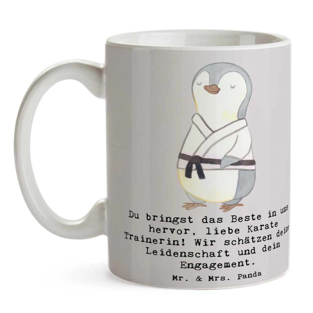 Tasse Karate Trainerin Tasse, Kaffeetasse, Teetasse, Becher, Kaffeebecher, Teebecher, Keramiktasse, Porzellantasse, Büro Tasse, Geschenk Tasse, Tasse Sprüche, Tasse Motive, Kaffeetassen, Tasse bedrucken, Designer Tasse, Cappuccino Tassen, Schöne Teetassen, Geschenk, Sport, Sportart, Hobby, Schenken, Danke, Dankeschön, Auszeichnung, Gewinn, Sportler