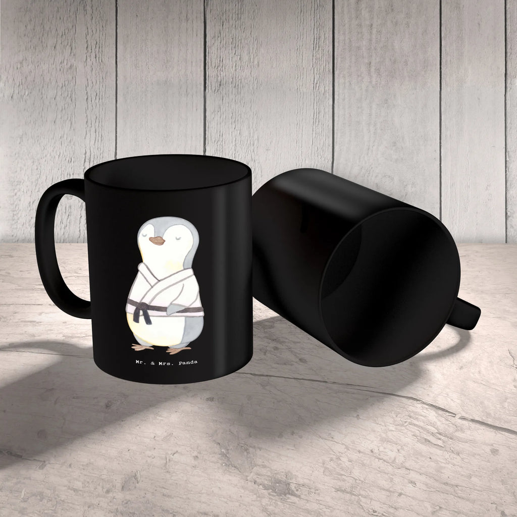 Tasse Karate Trainerin Tasse, Kaffeetasse, Teetasse, Becher, Kaffeebecher, Teebecher, Keramiktasse, Porzellantasse, Büro Tasse, Geschenk Tasse, Tasse Sprüche, Tasse Motive, Kaffeetassen, Tasse bedrucken, Designer Tasse, Cappuccino Tassen, Schöne Teetassen, Geschenk, Sport, Sportart, Hobby, Schenken, Danke, Dankeschön, Auszeichnung, Gewinn, Sportler