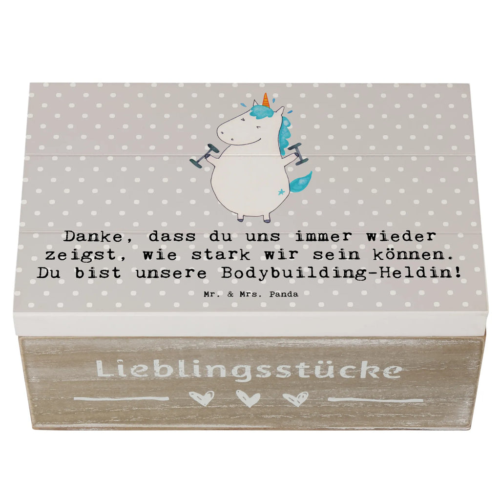 Holzkiste Bodybuilding Trainerin Holzkiste, Kiste, Schatzkiste, Truhe, Schatulle, XXL, Erinnerungsbox, Erinnerungskiste, Dekokiste, Aufbewahrungsbox, Geschenkbox, Geschenkdose, Geschenk, Sport, Sportart, Hobby, Schenken, Danke, Dankeschön, Auszeichnung, Gewinn, Sportler