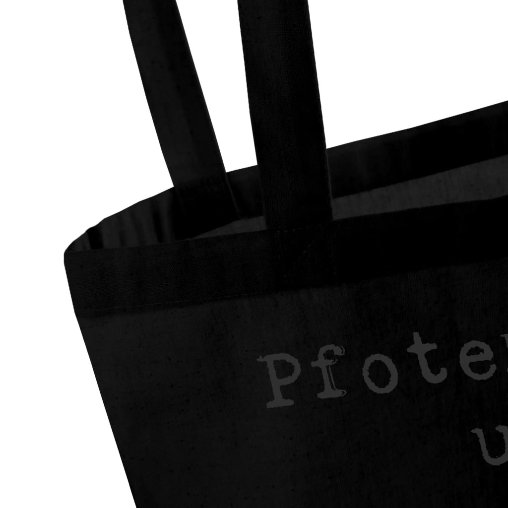 Tragetasche Pfoten hoch für unseren Lieblings-Hundesitter! Beuteltasche, Beutel, Einkaufstasche, Jutebeutel, Stoffbeutel, Tasche, Shopper, Umhängetasche, Strandtasche, Schultertasche, Stofftasche, Tragetasche, Badetasche, Jutetasche, Einkaufstüte, Laptoptasche