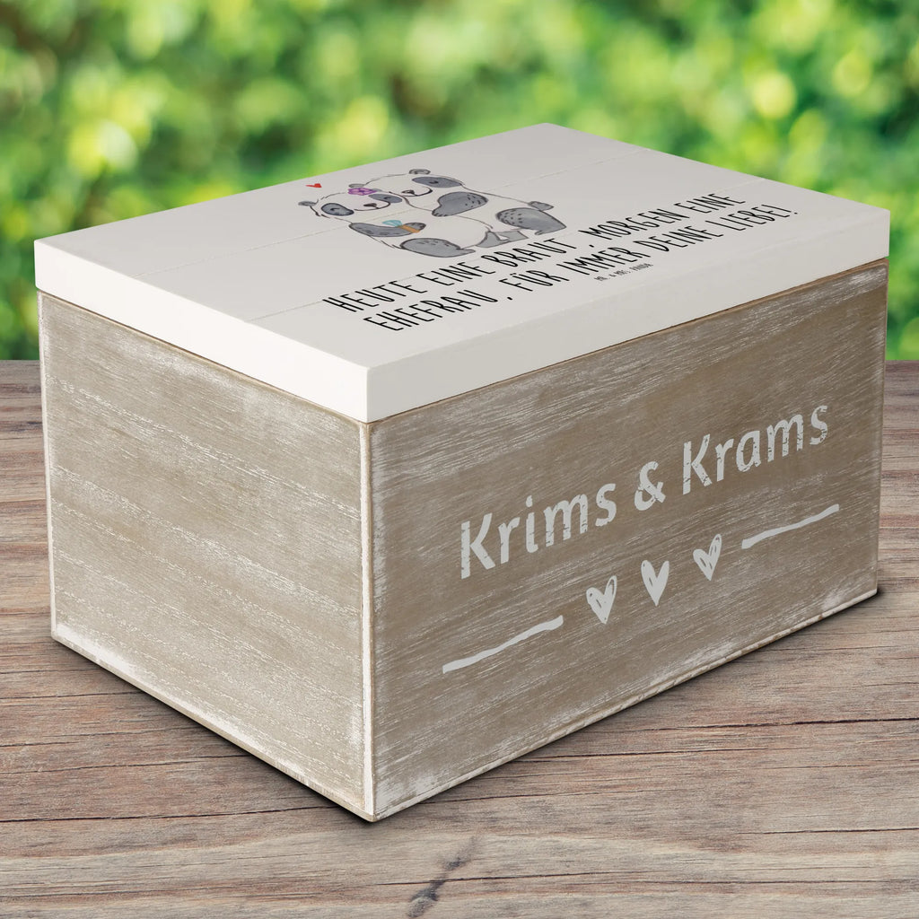 Holzkiste Braut Liebe Holzkiste, Kiste, Schatzkiste, Truhe, Schatulle, XXL, Erinnerungsbox, Erinnerungskiste, Dekokiste, Aufbewahrungsbox, Geschenkbox, Geschenkdose, Hochzeit, Hochzeitsgeschenk, Ehe, Hochzeitsfeier, Trauung, Trauungsgeschenk, Hochzeitskarte, Verlobungsfeier, Verlobungsgeschenk, Hochzeitsgeschenkideen, Hochzeitsgeschenke für Brautpaar