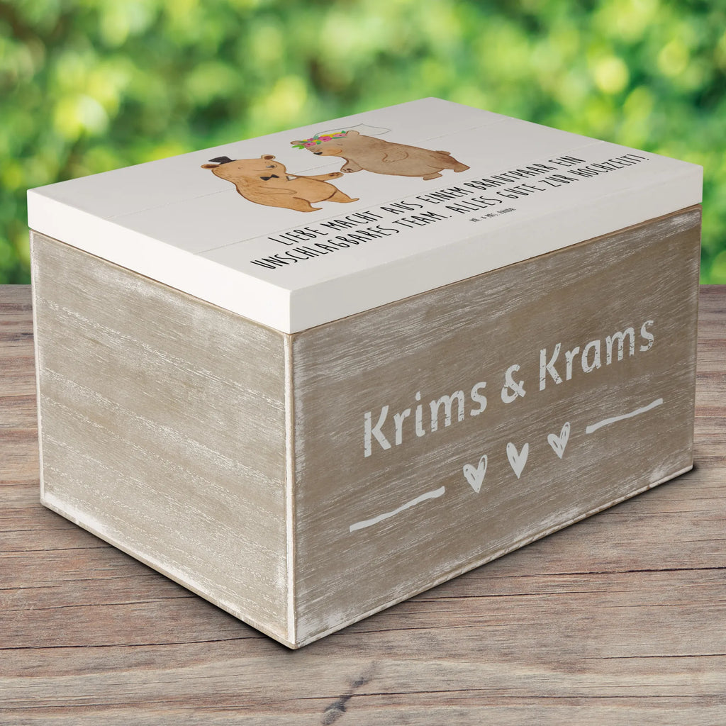 Holzkiste Unschlagbares Brautpaar Holzkiste, Kiste, Schatzkiste, Truhe, Schatulle, XXL, Erinnerungsbox, Erinnerungskiste, Dekokiste, Aufbewahrungsbox, Geschenkbox, Geschenkdose, Hochzeit, Hochzeitsgeschenk, Ehe, Hochzeitsfeier, Trauung, Trauungsgeschenk, Hochzeitskarte, Verlobungsfeier, Verlobungsgeschenk, Hochzeitsgeschenkideen, Hochzeitsgeschenke für Brautpaar