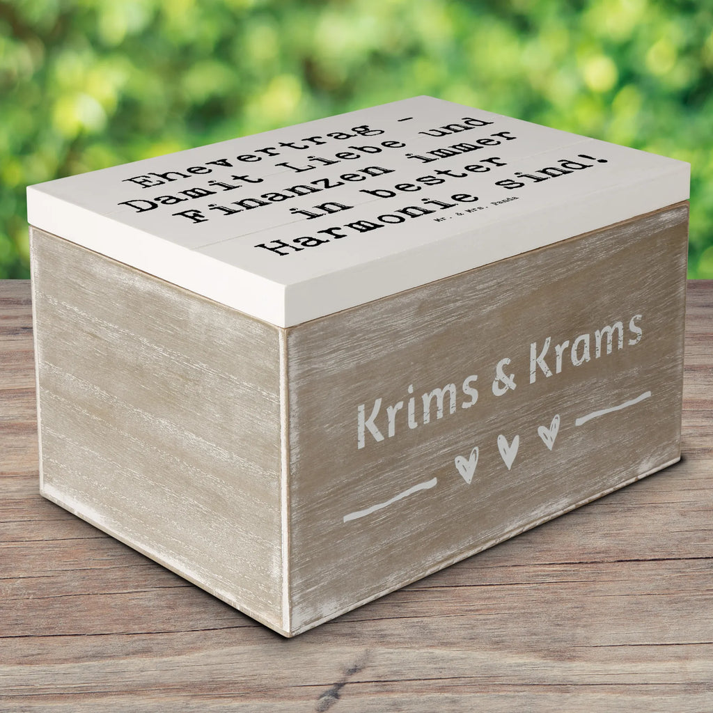 Holzkiste Spruch Ehevertrag Liebe Finanzen Holzkiste, Kiste, Schatzkiste, Truhe, Schatulle, XXL, Erinnerungsbox, Erinnerungskiste, Dekokiste, Aufbewahrungsbox, Geschenkbox, Geschenkdose, Hochzeit, Hochzeitsgeschenk, Ehe, Hochzeitsfeier, Trauung, Trauungsgeschenk, Hochzeitskarte, Verlobungsfeier, Verlobungsgeschenk, Hochzeitsgeschenkideen, Hochzeitsgeschenke für Brautpaar