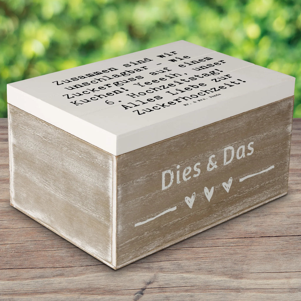 Holzkiste Spruch 6. Hochzeitstag Zuckerhochzeit Holzkiste, Kiste, Schatzkiste, Truhe, Schatulle, XXL, Erinnerungsbox, Erinnerungskiste, Dekokiste, Aufbewahrungsbox, Geschenkbox, Geschenkdose, Hochzeit, Hochzeitsgeschenk, Ehe, Hochzeitsfeier, Trauung, Trauungsgeschenk, Hochzeitskarte, Verlobungsfeier, Verlobungsgeschenk, Hochzeitsgeschenkideen, Hochzeitsgeschenke für Brautpaar