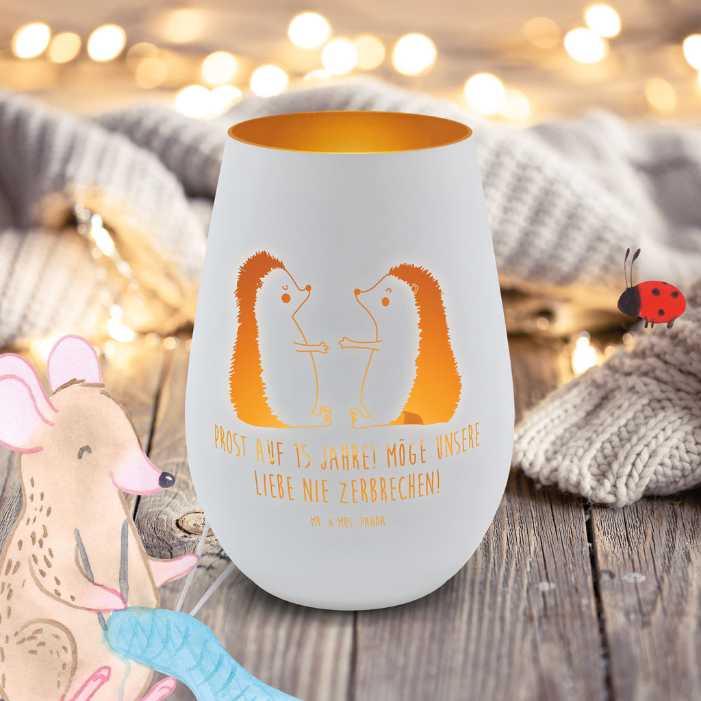 Gold Windlicht Prost auf 15 Jahre! Möge unsere Liebe nie zerbrechen! Windlicht, Teelicht, Graviertes Windlicht, Windlicht Gravur, Kerze, Windlicht aus Glas, Teelicht aus Glas, Hochzeit, Hochzeitsgeschenk, Ehe, Hochzeitsfeier, Trauung, Trauungsgeschenk, Hochzeitskarte, Verlobungsfeier, Verlobungsgeschenk, Hochzeitsgeschenkideen, Hochzeitsgeschenke für Brautpaar