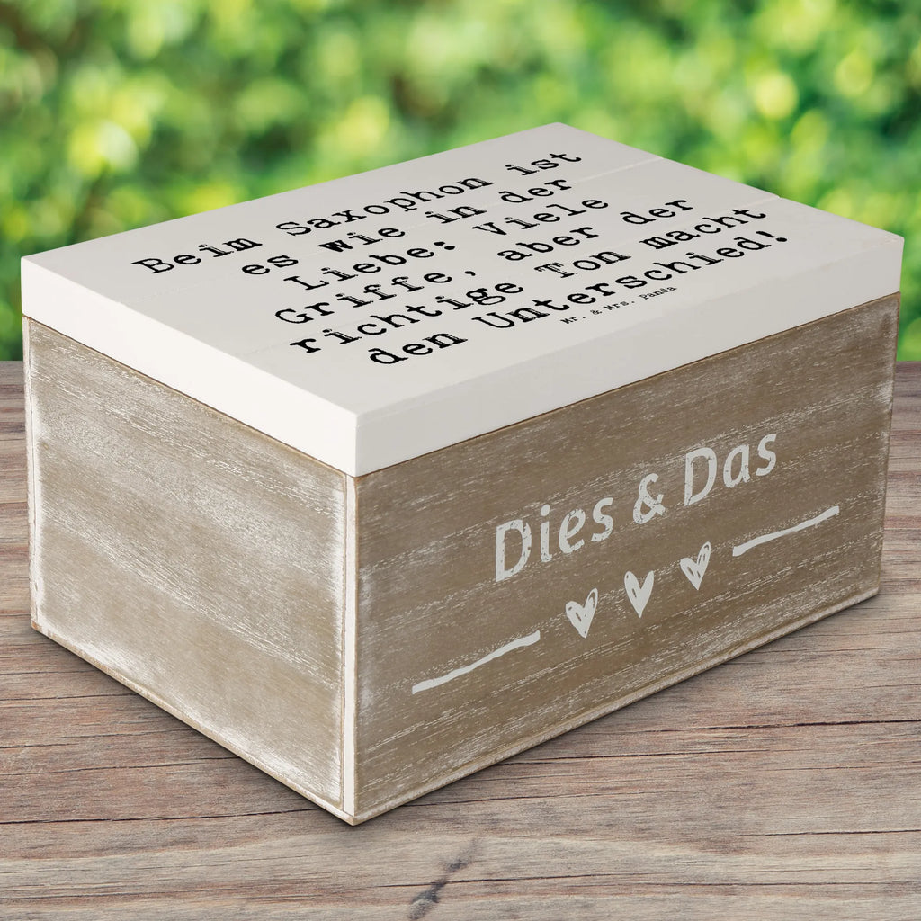 Holzkiste Spruch Saxophon Liebe Holzkiste, Kiste, Schatzkiste, Truhe, Schatulle, XXL, Erinnerungsbox, Erinnerungskiste, Dekokiste, Aufbewahrungsbox, Geschenkbox, Geschenkdose, Instrumente, Geschenke Musiker, Musikliebhaber