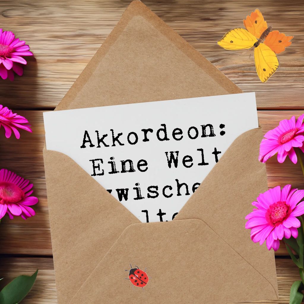 Deluxe Karte Spruch Akkordeon: Eine Welt zwischen Falten, Tönen und Geschichten. Karte, Grußkarte, Klappkarte, Einladungskarte, Glückwunschkarte, Hochzeitskarte, Geburtstagskarte, Hochwertige Grußkarte, Hochwertige Klappkarte, Instrumente, Geschenke Musiker, Musikliebhaber