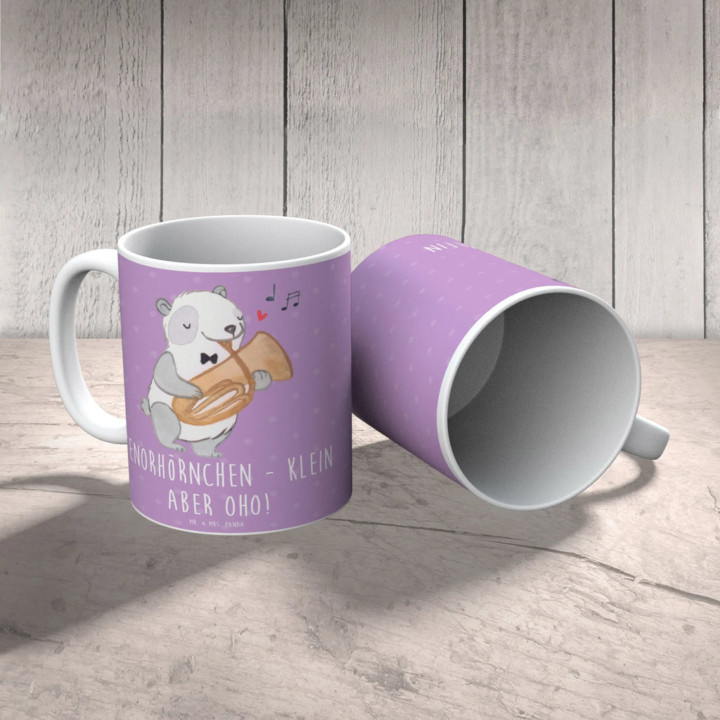 Mug Tenorhörnchen - klein aber oho! Tasse, Kaffeetasse, Teetasse, Becher, Kaffeebecher, Teebecher, Keramiktasse, Porzellantasse, Büro Tasse, Geschenk Tasse, Tasse Sprüche, Tasse Motive, Kaffeetassen, Tasse bedrucken, Designer Tasse, Cappuccino Tassen, Schöne Teetassen, Instrumente, Geschenke Musiker, Musikliebhaber