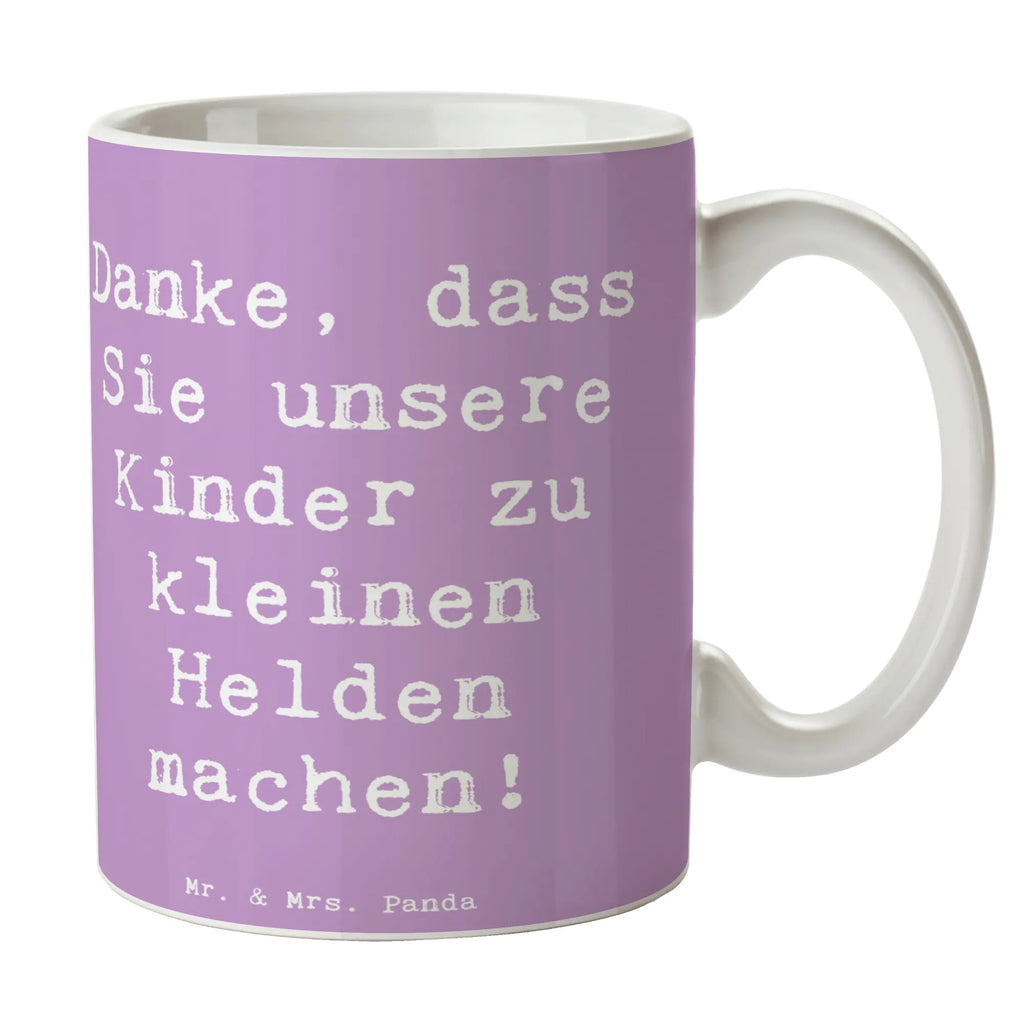 Tasse Spruch Erzieher Heldenmacher Tasse, Kaffeetasse, Teetasse, Becher, Kaffeebecher, Teebecher, Keramiktasse, Porzellantasse, Büro Tasse, Geschenk Tasse, Tasse Sprüche, Tasse Motive, Kaffeetassen, Tasse bedrucken, Designer Tasse, Cappuccino Tassen, Schöne Teetassen