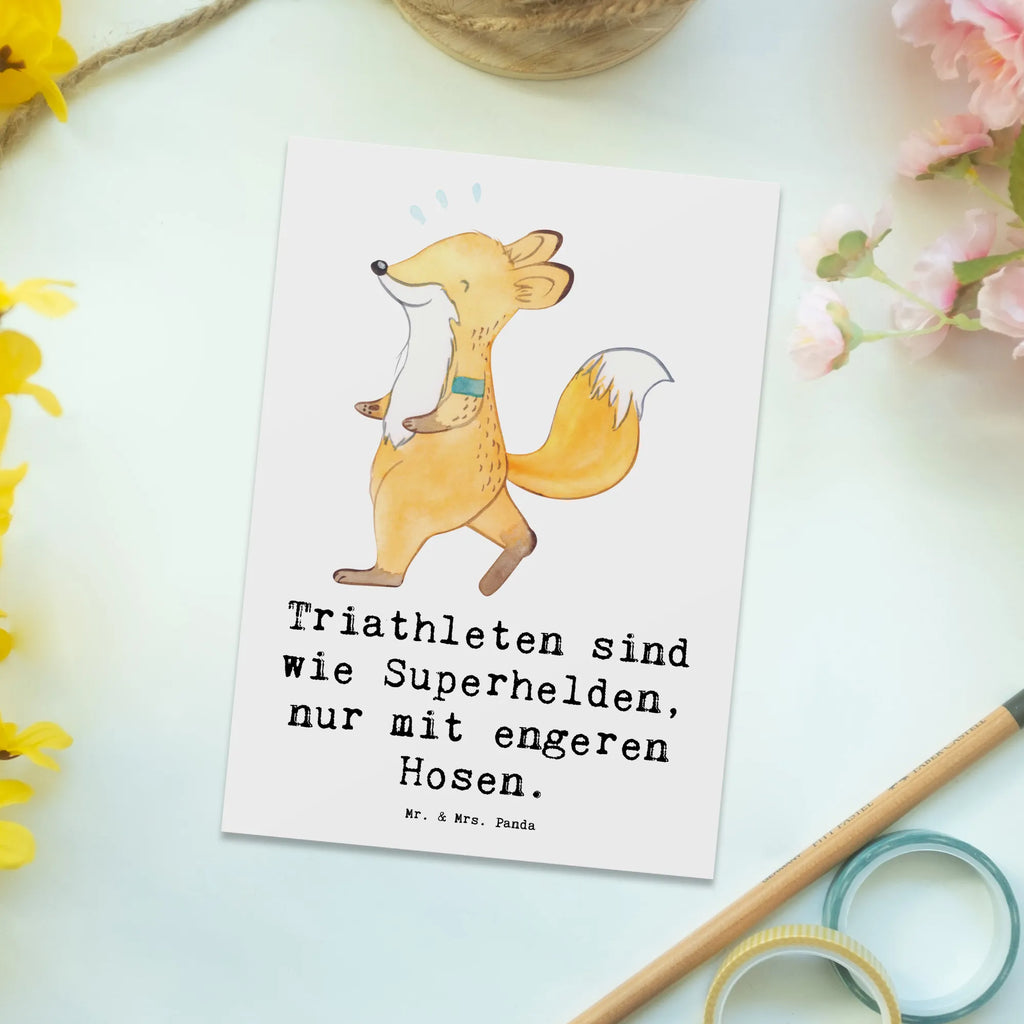 Postkarte Triathlon Superheld Postkarte, Karte, Geschenkkarte, Grußkarte, Einladung, Ansichtskarte, Geburtstagskarte, Einladungskarte, Dankeskarte, Ansichtskarten, Einladung Geburtstag, Einladungskarten Geburtstag, Geschenk, Sport, Sportart, Hobby, Schenken, Danke, Dankeschön, Auszeichnung, Gewinn, Sportler