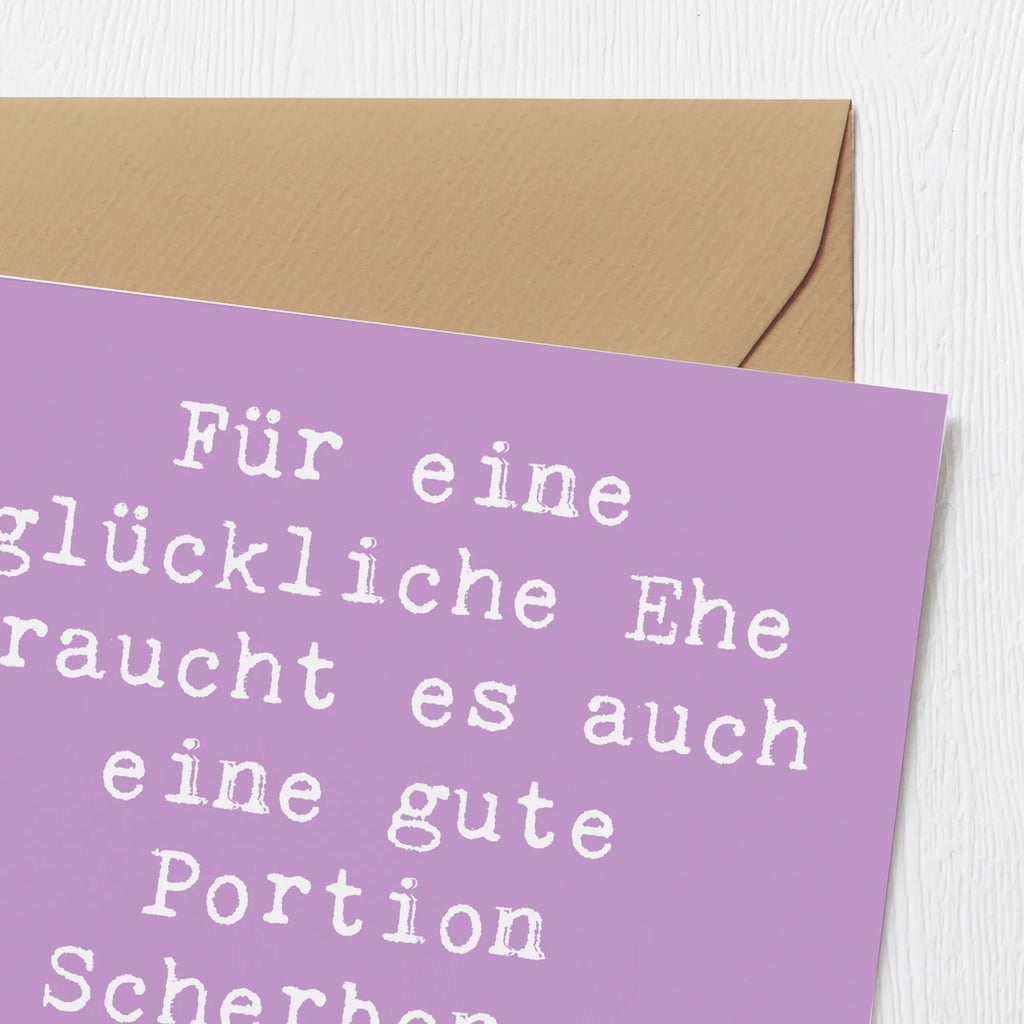 Deluxe Karte Für eine glückliche Ehe braucht es auch eine gute Portion Scherben - Prost beim Polterabend! Karte, Grußkarte, Klappkarte, Einladungskarte, Glückwunschkarte, Hochzeitskarte, Geburtstagskarte, Hochwertige Grußkarte, Hochwertige Klappkarte, Hochzeit, Hochzeitsgeschenk, Ehe, Hochzeitsfeier, Trauung, Trauungsgeschenk, Verlobungsfeier, Verlobungsgeschenk, Hochzeitsgeschenkideen, Hochzeitsgeschenke für Brautpaar