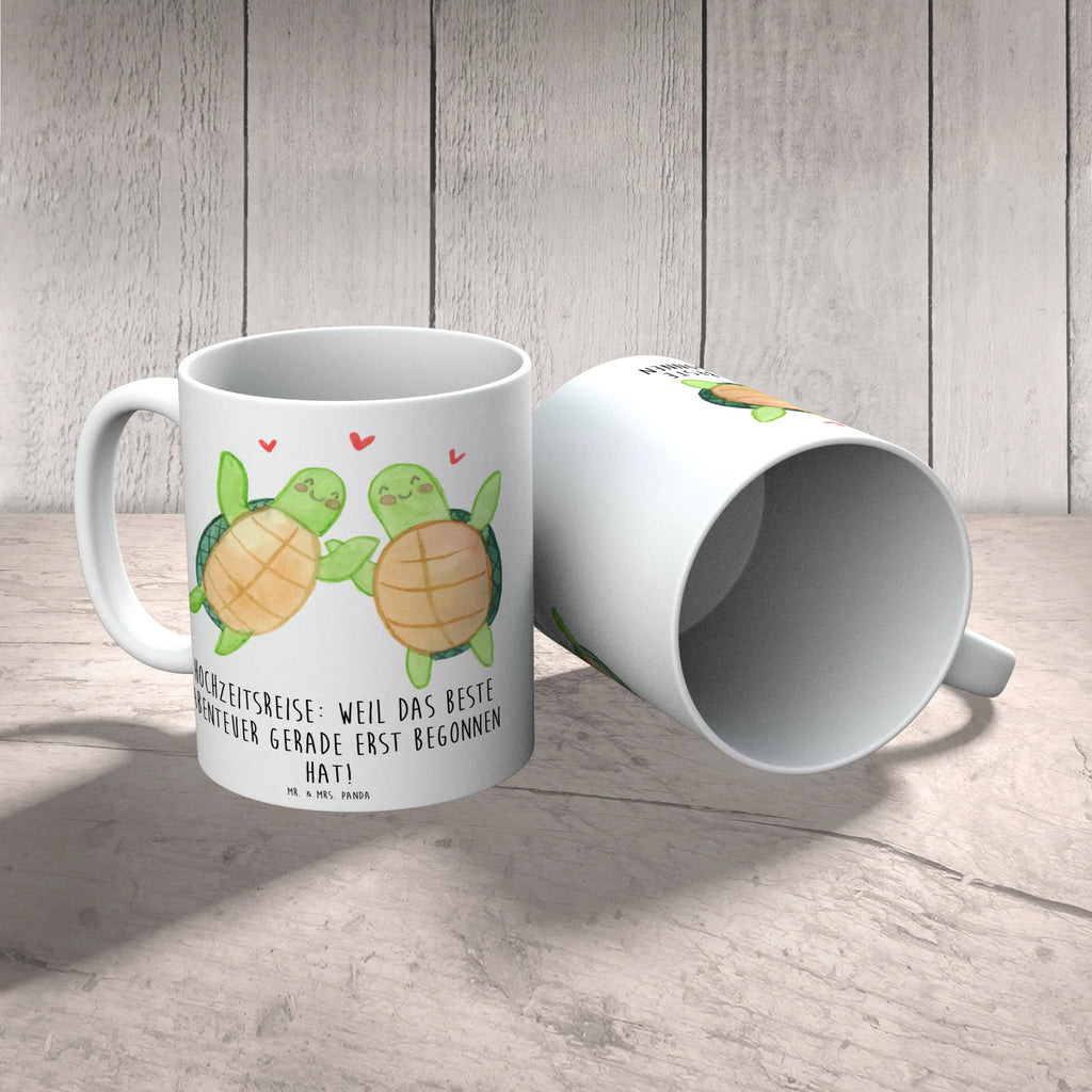 Tasse Hochzeitsreise Abenteuer Tasse, Kaffeetasse, Teetasse, Becher, Kaffeebecher, Teebecher, Keramiktasse, Porzellantasse, Büro Tasse, Geschenk Tasse, Tasse Sprüche, Tasse Motive, Kaffeetassen, Tasse bedrucken, Designer Tasse, Cappuccino Tassen, Schöne Teetassen, Hochzeit, Hochzeitsgeschenk, Ehe, Hochzeitsfeier, Trauung, Trauungsgeschenk, Hochzeitskarte, Verlobungsfeier, Verlobungsgeschenk, Hochzeitsgeschenkideen, Hochzeitsgeschenke für Brautpaar