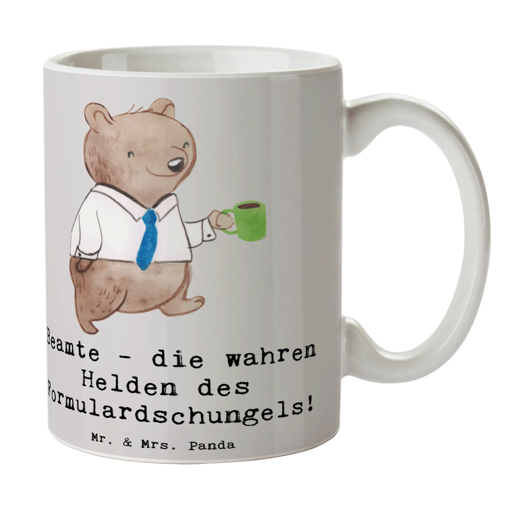 Tasse Beamtin Heldin Tasse, Kaffeetasse, Teetasse, Becher, Kaffeebecher, Teebecher, Keramiktasse, Porzellantasse, Büro Tasse, Geschenk Tasse, Tasse Sprüche, Tasse Motive, Kaffeetassen, Tasse bedrucken, Designer Tasse, Cappuccino Tassen, Schöne Teetassen, Beruf, Ausbildung, Jubiläum, Abschied, Rente, Kollege, Kollegin, Geschenk, Schenken, Arbeitskollege, Mitarbeiter, Firma, Danke, Dankeschön