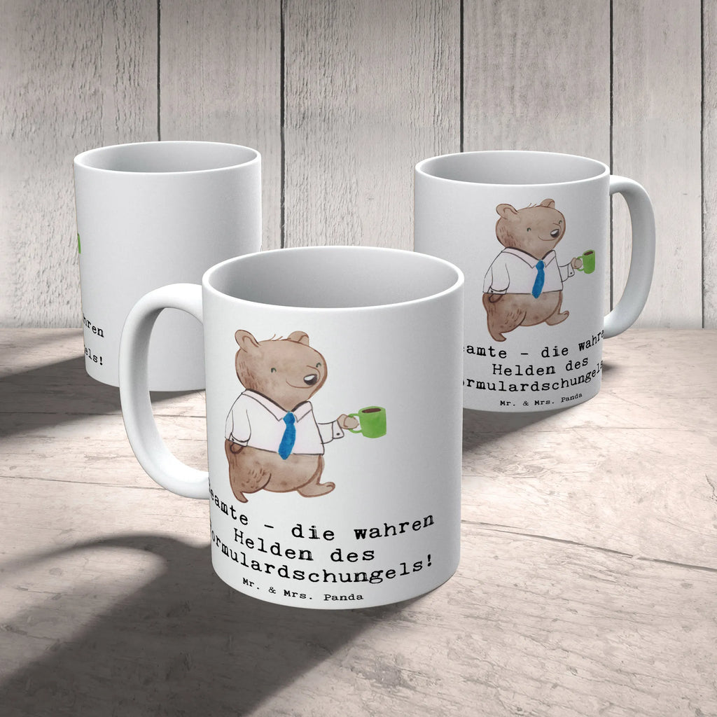 Tasse Beamtin Heldin Tasse, Kaffeetasse, Teetasse, Becher, Kaffeebecher, Teebecher, Keramiktasse, Porzellantasse, Büro Tasse, Geschenk Tasse, Tasse Sprüche, Tasse Motive, Kaffeetassen, Tasse bedrucken, Designer Tasse, Cappuccino Tassen, Schöne Teetassen, Beruf, Ausbildung, Jubiläum, Abschied, Rente, Kollege, Kollegin, Geschenk, Schenken, Arbeitskollege, Mitarbeiter, Firma, Danke, Dankeschön