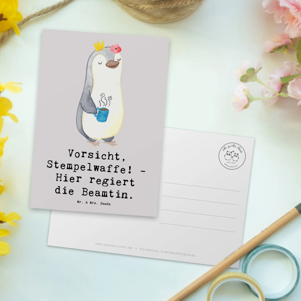 Postkarte Beamtin Stempelwaffe Postkarte, Karte, Geschenkkarte, Grußkarte, Einladung, Ansichtskarte, Geburtstagskarte, Einladungskarte, Dankeskarte, Ansichtskarten, Einladung Geburtstag, Einladungskarten Geburtstag, Beruf, Ausbildung, Jubiläum, Abschied, Rente, Kollege, Kollegin, Geschenk, Schenken, Arbeitskollege, Mitarbeiter, Firma, Danke, Dankeschön