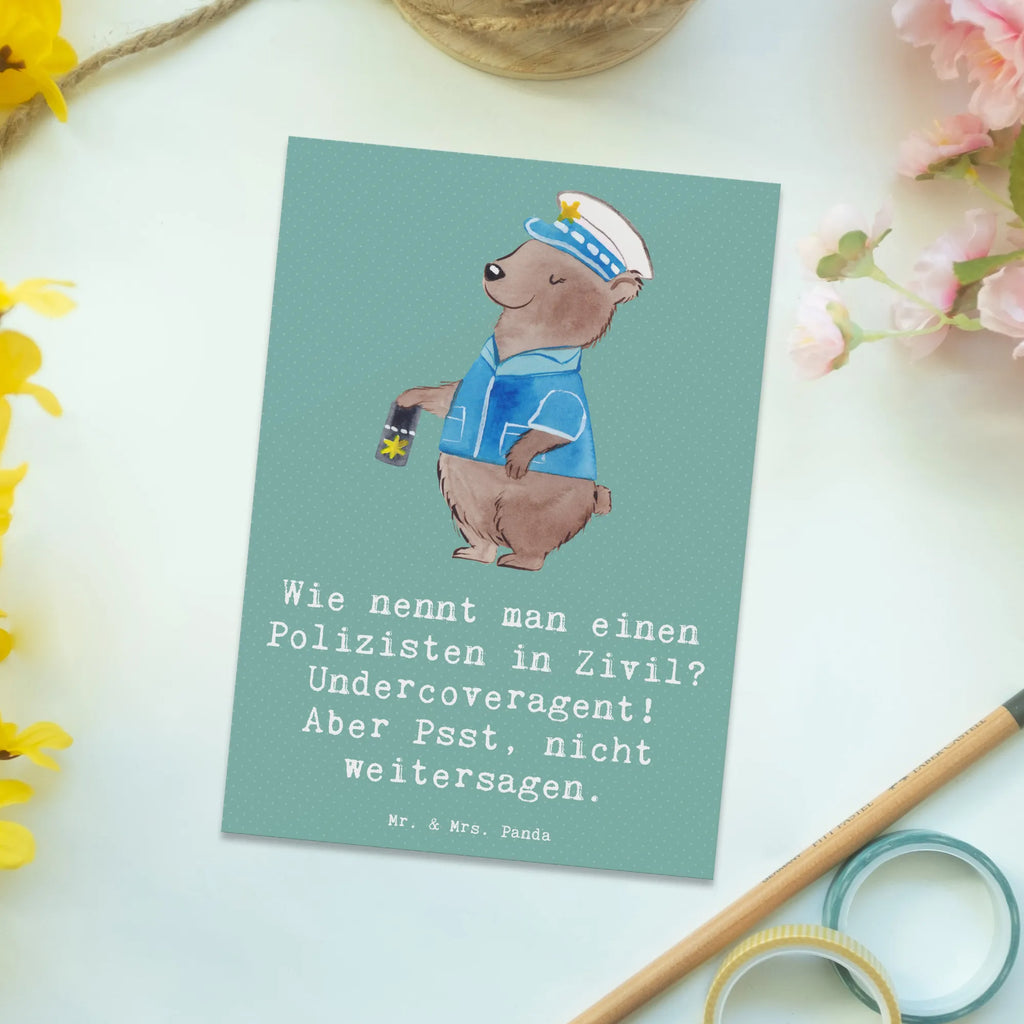 Postkarte Geheimer Polizist Postkarte, Karte, Geschenkkarte, Grußkarte, Einladung, Ansichtskarte, Geburtstagskarte, Einladungskarte, Dankeskarte, Ansichtskarten, Einladung Geburtstag, Einladungskarten Geburtstag, Beruf, Ausbildung, Jubiläum, Abschied, Rente, Kollege, Kollegin, Geschenk, Schenken, Arbeitskollege, Mitarbeiter, Firma, Danke, Dankeschön