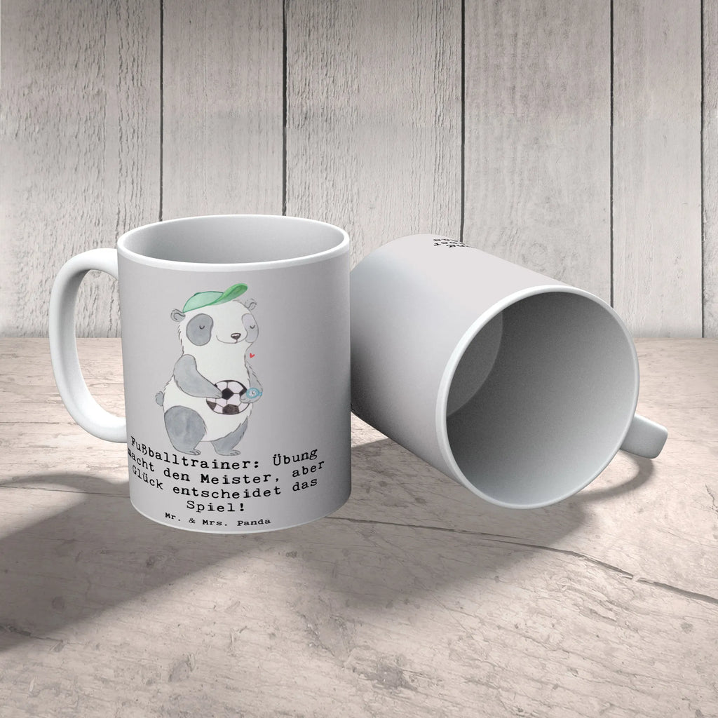 Tasse Fußballtrainer Erfolgskick Tasse, Kaffeetasse, Teetasse, Becher, Kaffeebecher, Teebecher, Keramiktasse, Porzellantasse, Büro Tasse, Geschenk Tasse, Tasse Sprüche, Tasse Motive, Kaffeetassen, Tasse bedrucken, Designer Tasse, Cappuccino Tassen, Schöne Teetassen, Beruf, Ausbildung, Jubiläum, Abschied, Rente, Kollege, Kollegin, Geschenk, Schenken, Arbeitskollege, Mitarbeiter, Firma, Danke, Dankeschön