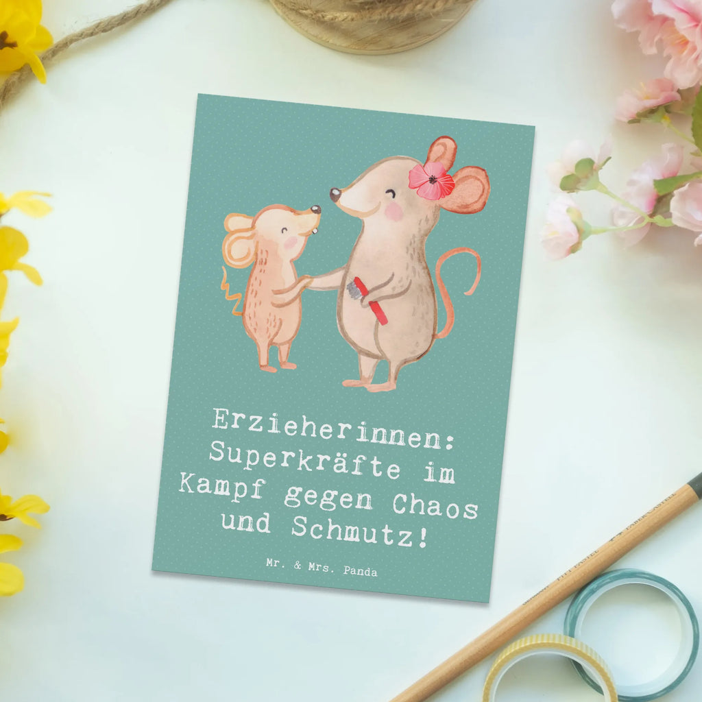 Postkarte Superheldin Erzieherin Postkarte, Karte, Geschenkkarte, Grußkarte, Einladung, Ansichtskarte, Geburtstagskarte, Einladungskarte, Dankeskarte, Ansichtskarten, Einladung Geburtstag, Einladungskarten Geburtstag, Beruf, Ausbildung, Jubiläum, Abschied, Rente, Kollege, Kollegin, Geschenk, Schenken, Arbeitskollege, Mitarbeiter, Firma, Danke, Dankeschön