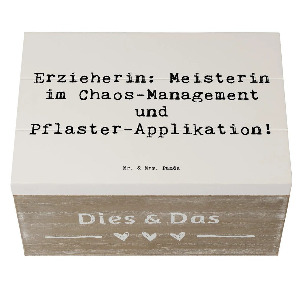 Holzkiste Spruch Erzieherin Chaos-Management Holzkiste, Kiste, Schatzkiste, Truhe, Schatulle, XXL, Erinnerungsbox, Erinnerungskiste, Dekokiste, Aufbewahrungsbox, Geschenkbox, Geschenkdose, Beruf, Ausbildung, Jubiläum, Abschied, Rente, Kollege, Kollegin, Geschenk, Schenken, Arbeitskollege, Mitarbeiter, Firma, Danke, Dankeschön