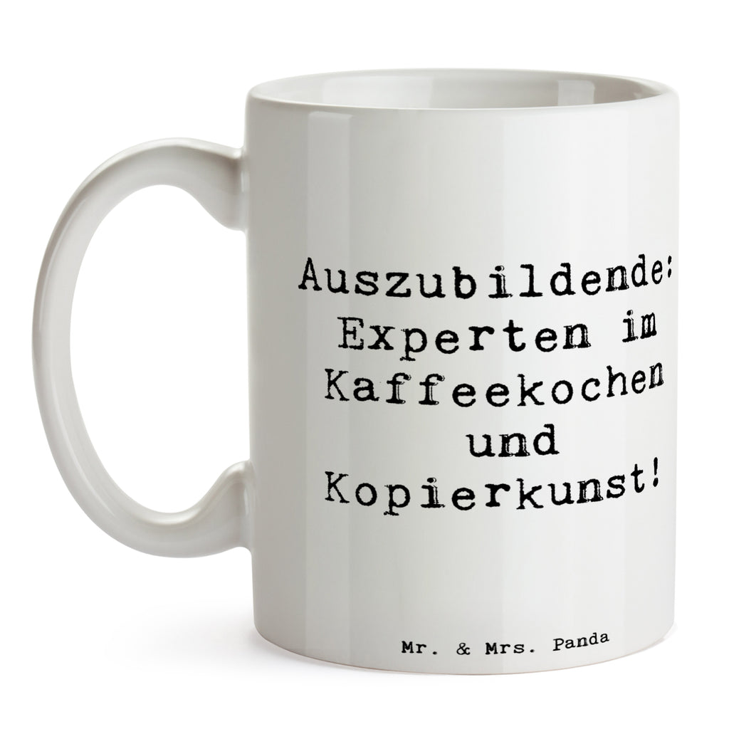 Tasse Spruch Auszubildende Kaffeekünstler Tasse, Kaffeetasse, Teetasse, Becher, Kaffeebecher, Teebecher, Keramiktasse, Porzellantasse, Büro Tasse, Geschenk Tasse, Tasse Sprüche, Tasse Motive, Kaffeetassen, Tasse bedrucken, Designer Tasse, Cappuccino Tassen, Schöne Teetassen, Beruf, Ausbildung, Jubiläum, Abschied, Rente, Kollege, Kollegin, Geschenk, Schenken, Arbeitskollege, Mitarbeiter, Firma, Danke, Dankeschön