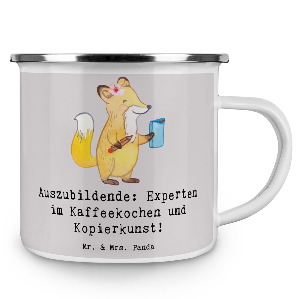 Camping Emaille Tasse Spruch Auszubildende Kaffeekünstler Campingtasse, Trinkbecher, Metalltasse, Outdoor Tasse, Emaille Trinkbecher, Blechtasse Outdoor, Emaille Campingbecher, Edelstahl Trinkbecher, Metalltasse für Camping, Kaffee Blechtasse, Camping Tasse Metall, Emaille Tasse, Emaille Becher, Tasse Camping, Tasse Emaille, Emaille Tassen, Camping Becher, Metall Tasse, Camping Tassen, Blechtasse, Emaille Tasse Camping, Camping Tasse Emaille, Emailletasse, Camping Tassen Emaille, Campingbecher, Blechtassen, Outdoor Becher, Campingtassen, Emaille Becher Camping, Camping Becher Edelstahl, Beruf, Ausbildung, Jubiläum, Abschied, Rente, Kollege, Kollegin, Geschenk, Schenken, Arbeitskollege, Mitarbeiter, Firma, Danke, Dankeschön