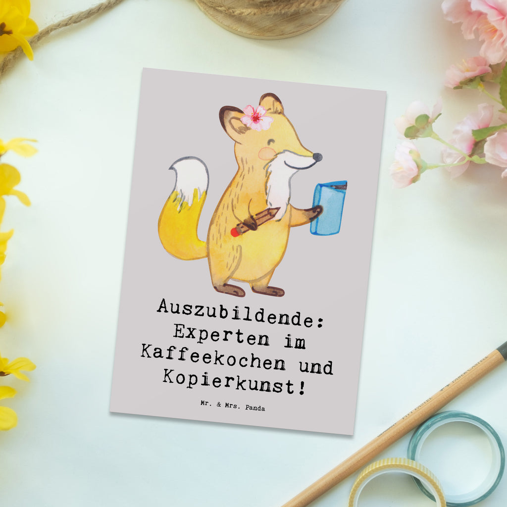 Postkarte Auszubildende Kaffeekünstler Postkarte, Karte, Geschenkkarte, Grußkarte, Einladung, Ansichtskarte, Geburtstagskarte, Einladungskarte, Dankeskarte, Ansichtskarten, Einladung Geburtstag, Einladungskarten Geburtstag, Beruf, Ausbildung, Jubiläum, Abschied, Rente, Kollege, Kollegin, Geschenk, Schenken, Arbeitskollege, Mitarbeiter, Firma, Danke, Dankeschön