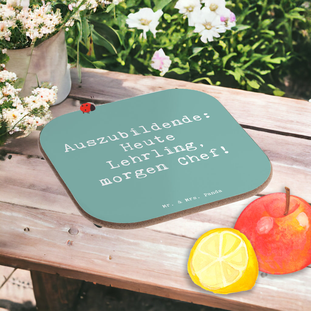 Untersetzer Spruch Auszubildende Chef Untersetzer, Bierdeckel, Glasuntersetzer, Untersetzer Gläser, Getränkeuntersetzer, Untersetzer aus Holz, Untersetzer für Gläser, Korkuntersetzer, Untersetzer Holz, Holzuntersetzer, Tassen Untersetzer, Untersetzer Design, Beruf, Ausbildung, Jubiläum, Abschied, Rente, Kollege, Kollegin, Geschenk, Schenken, Arbeitskollege, Mitarbeiter, Firma, Danke, Dankeschön