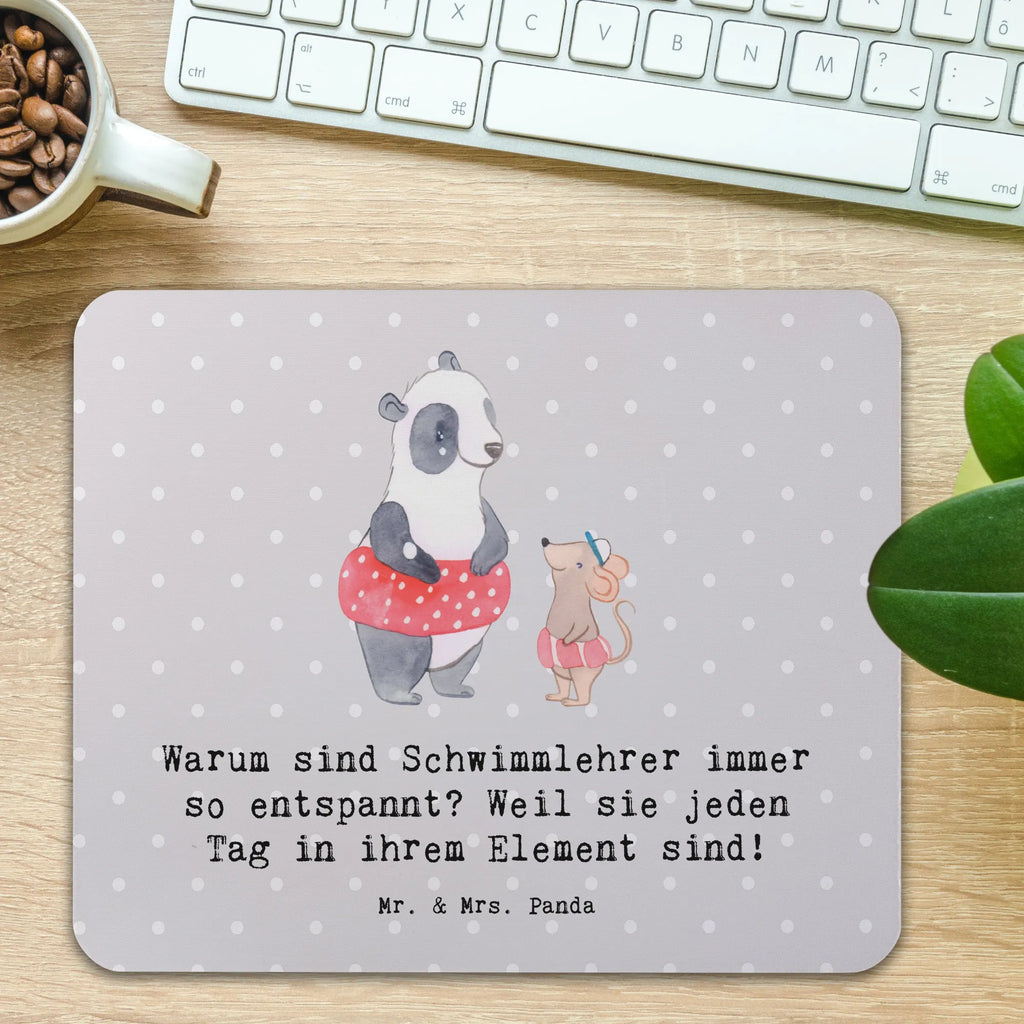 Mauspad Entspannte Schwimmlehrer Mousepad, Computer zubehör, Büroausstattung, PC Zubehör, Arbeitszimmer, Mauspad, Einzigartiges Mauspad, Designer Mauspad, Mausunterlage, Mauspad Büro, Beruf, Ausbildung, Jubiläum, Abschied, Rente, Kollege, Kollegin, Geschenk, Schenken, Arbeitskollege, Mitarbeiter, Firma, Danke, Dankeschön