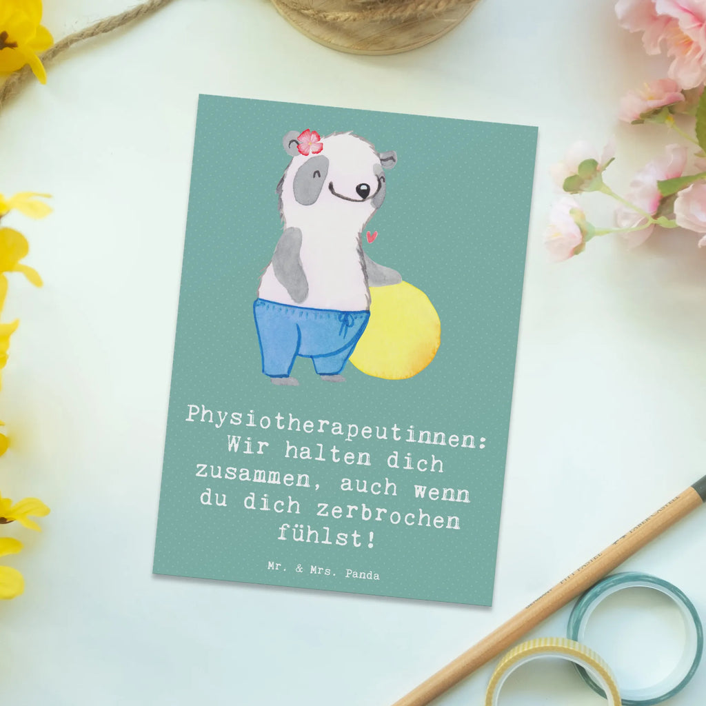 Postkarte Physiotherapeutin Zusammenhalt Postkarte, Karte, Geschenkkarte, Grußkarte, Einladung, Ansichtskarte, Geburtstagskarte, Einladungskarte, Dankeskarte, Ansichtskarten, Einladung Geburtstag, Einladungskarten Geburtstag, Beruf, Ausbildung, Jubiläum, Abschied, Rente, Kollege, Kollegin, Geschenk, Schenken, Arbeitskollege, Mitarbeiter, Firma, Danke, Dankeschön