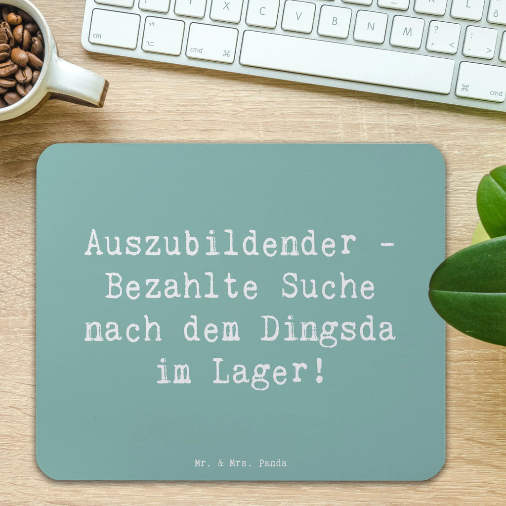 Mauspad Spruch Auszubildender Abenteuer Mousepad, Computer zubehör, Büroausstattung, PC Zubehör, Arbeitszimmer, Mauspad, Einzigartiges Mauspad, Designer Mauspad, Mausunterlage, Mauspad Büro, Beruf, Ausbildung, Jubiläum, Abschied, Rente, Kollege, Kollegin, Geschenk, Schenken, Arbeitskollege, Mitarbeiter, Firma, Danke, Dankeschön