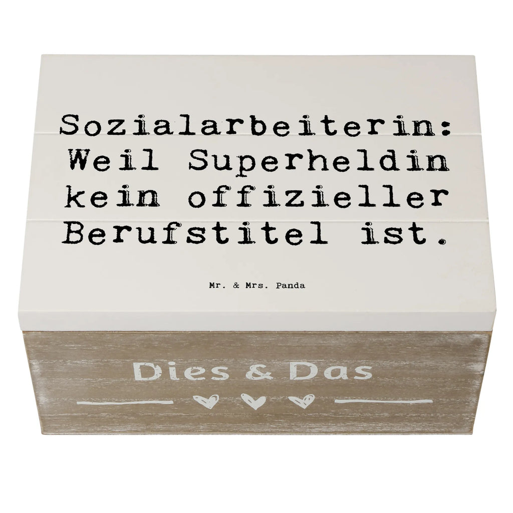 Holzkiste Spruch Sozialarbeiterin Heldin Holzkiste, Kiste, Schatzkiste, Truhe, Schatulle, XXL, Erinnerungsbox, Erinnerungskiste, Dekokiste, Aufbewahrungsbox, Geschenkbox, Geschenkdose, Beruf, Ausbildung, Jubiläum, Abschied, Rente, Kollege, Kollegin, Geschenk, Schenken, Arbeitskollege, Mitarbeiter, Firma, Danke, Dankeschön