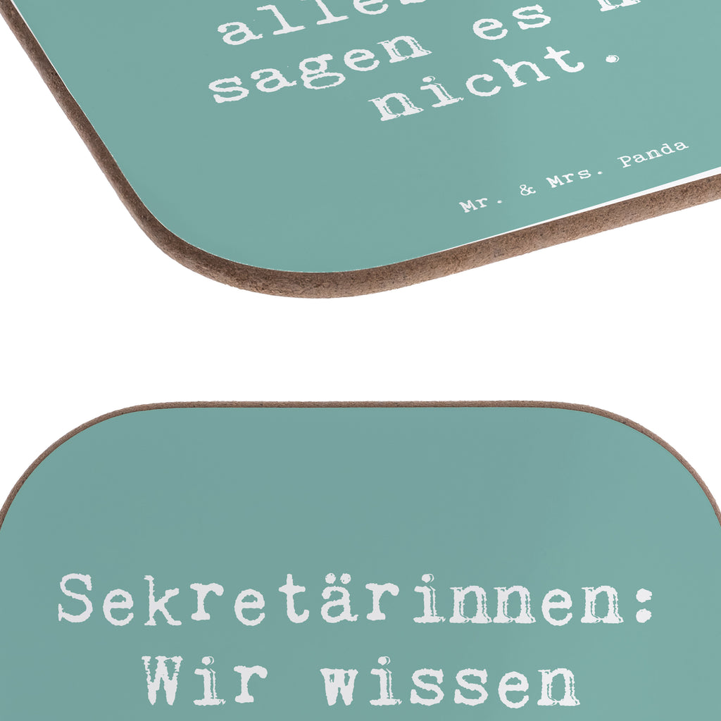 Untersetzer Spruch Sekretärinnen: Wir wissen alles, wir sagen es nur nicht. Untersetzer, Bierdeckel, Glasuntersetzer, Untersetzer Gläser, Getränkeuntersetzer, Untersetzer aus Holz, Untersetzer für Gläser, Korkuntersetzer, Untersetzer Holz, Holzuntersetzer, Tassen Untersetzer, Untersetzer Design, Beruf, Ausbildung, Jubiläum, Abschied, Rente, Kollege, Kollegin, Geschenk, Schenken, Arbeitskollege, Mitarbeiter, Firma, Danke, Dankeschön