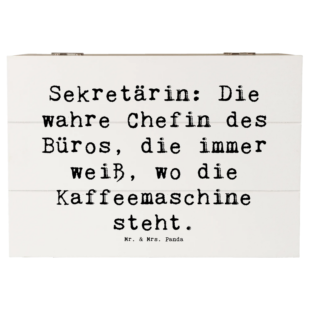 Holzkiste Spruch Sekretärin: Die wahre Chefin des Büros, die immer weiß, wo die Kaffeemaschine steht. Holzkiste, Kiste, Schatzkiste, Truhe, Schatulle, XXL, Erinnerungsbox, Erinnerungskiste, Dekokiste, Aufbewahrungsbox, Geschenkbox, Geschenkdose, Beruf, Ausbildung, Jubiläum, Abschied, Rente, Kollege, Kollegin, Geschenk, Schenken, Arbeitskollege, Mitarbeiter, Firma, Danke, Dankeschön