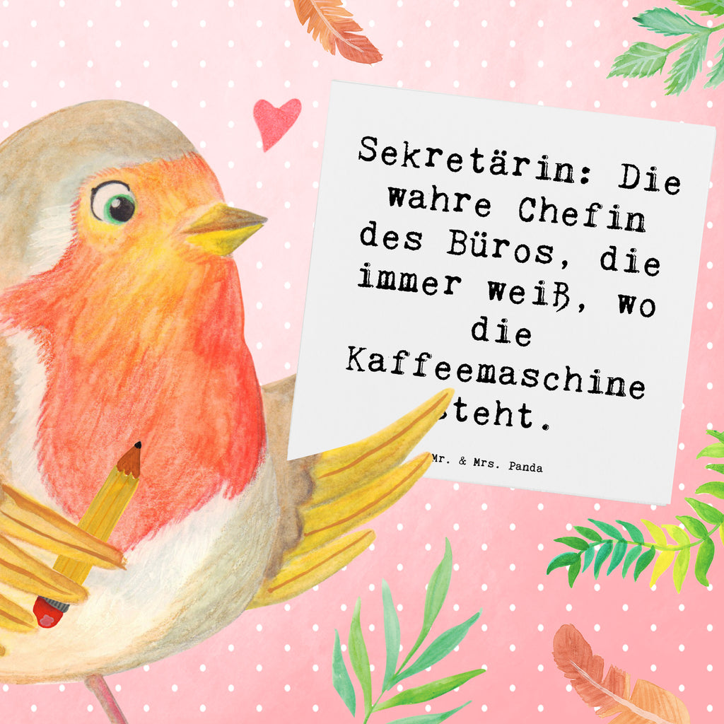 Deluxe Karte Spruch Sekretärin: Die wahre Chefin des Büros, die immer weiß, wo die Kaffeemaschine steht. Karte, Grußkarte, Klappkarte, Einladungskarte, Glückwunschkarte, Hochzeitskarte, Geburtstagskarte, Hochwertige Grußkarte, Hochwertige Klappkarte, Beruf, Ausbildung, Jubiläum, Abschied, Rente, Kollege, Kollegin, Geschenk, Schenken, Arbeitskollege, Mitarbeiter, Firma, Danke, Dankeschön