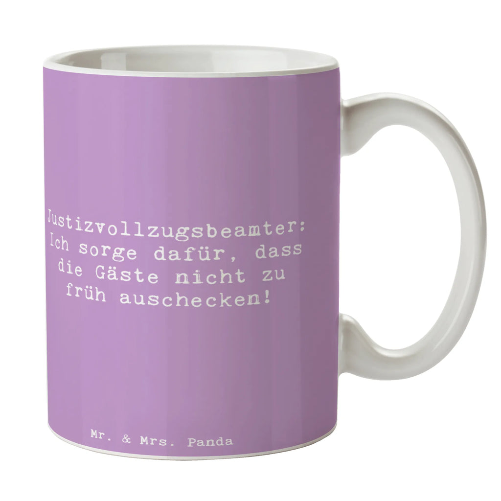 Tasse Spruch Justizvollzugsbeamter: Ich sorge dafür, dass die Gäste nicht zu früh auschecken! Tasse, Kaffeetasse, Teetasse, Becher, Kaffeebecher, Teebecher, Keramiktasse, Porzellantasse, Büro Tasse, Geschenk Tasse, Tasse Sprüche, Tasse Motive, Kaffeetassen, Tasse bedrucken, Designer Tasse, Cappuccino Tassen, Schöne Teetassen, Beruf, Ausbildung, Jubiläum, Abschied, Rente, Kollege, Kollegin, Geschenk, Schenken, Arbeitskollege, Mitarbeiter, Firma, Danke, Dankeschön