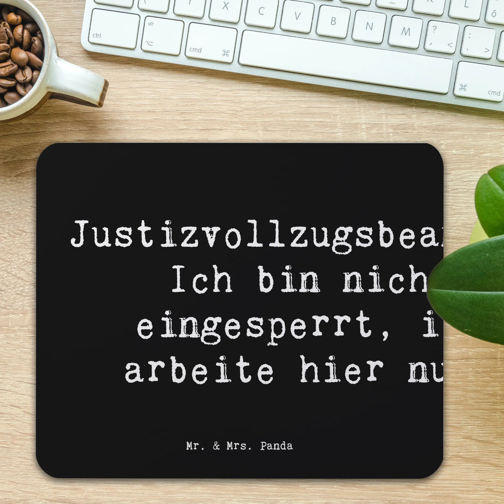 Mauspad Spruch Justizvollzugsbeamter: Ich bin nicht eingesperrt, ich arbeite hier nur! Mousepad, Computer zubehör, Büroausstattung, PC Zubehör, Arbeitszimmer, Mauspad, Einzigartiges Mauspad, Designer Mauspad, Mausunterlage, Mauspad Büro, Beruf, Ausbildung, Jubiläum, Abschied, Rente, Kollege, Kollegin, Geschenk, Schenken, Arbeitskollege, Mitarbeiter, Firma, Danke, Dankeschön