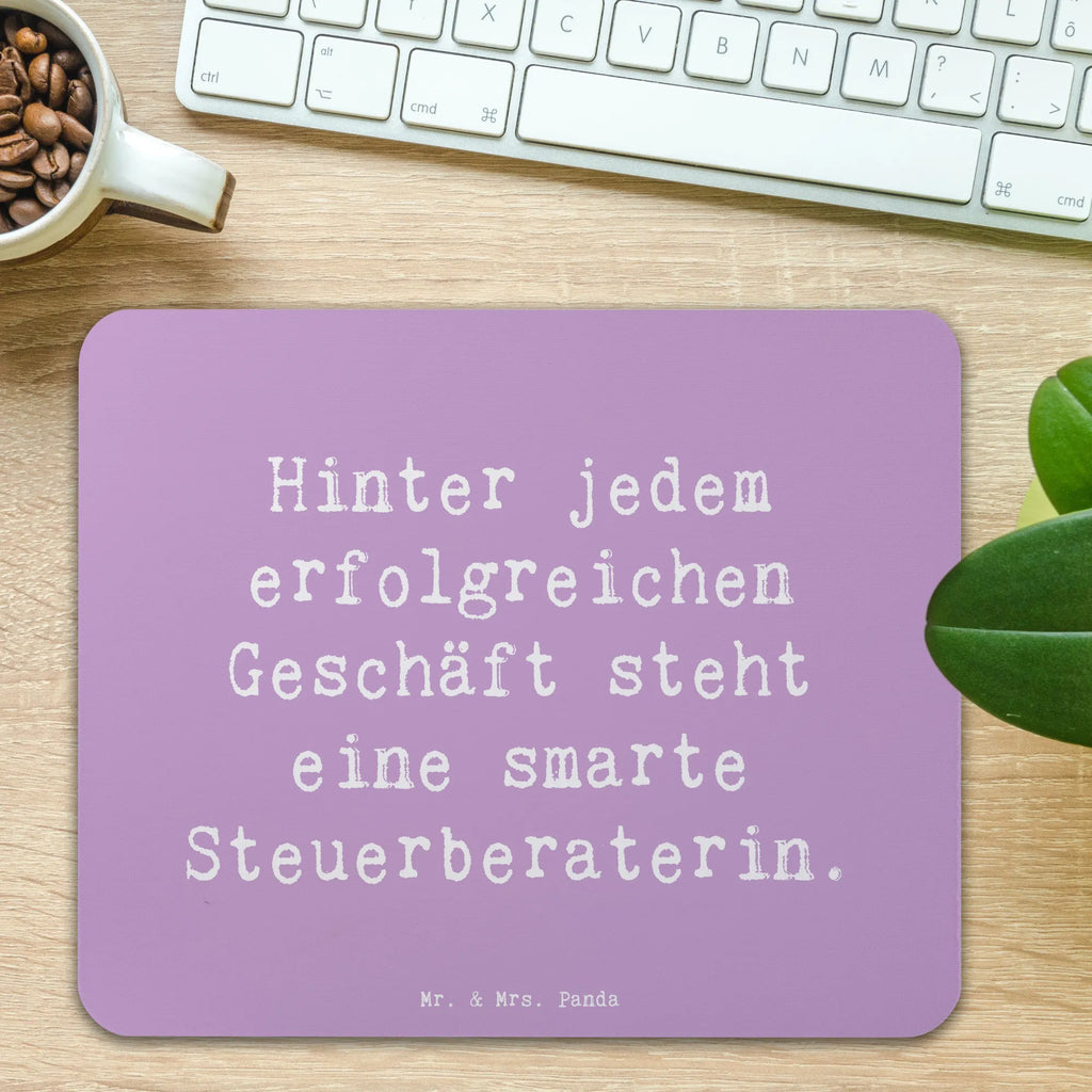 Mauspad Spruch Hinter jedem erfolgreichen Geschäft steht eine smarte Steuerberaterin. Mousepad, Computer zubehör, Büroausstattung, PC Zubehör, Arbeitszimmer, Mauspad, Einzigartiges Mauspad, Designer Mauspad, Mausunterlage, Mauspad Büro, Beruf, Ausbildung, Jubiläum, Abschied, Rente, Kollege, Kollegin, Geschenk, Schenken, Arbeitskollege, Mitarbeiter, Firma, Danke, Dankeschön