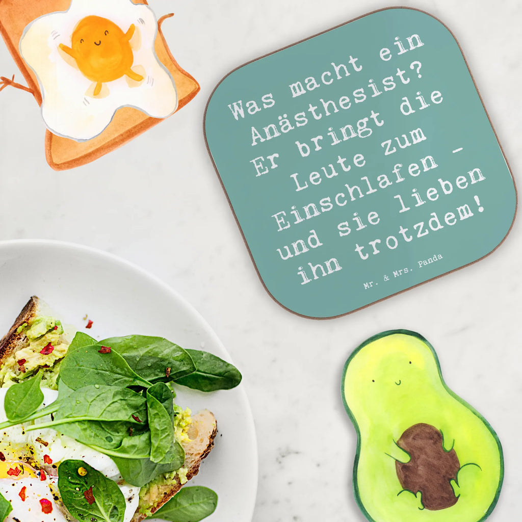 Square coaster Saying Was macht ein Anästhesist? Er bringt die Leute zum Einschlafen - und sie lieben ihn trotzdem! Untersetzer, Bierdeckel, Glasuntersetzer, Untersetzer Gläser, Getränkeuntersetzer, Untersetzer aus Holz, Untersetzer für Gläser, Korkuntersetzer, Untersetzer Holz, Holzuntersetzer, Tassen Untersetzer, Untersetzer Design, Beruf, Ausbildung, Jubiläum, Abschied, Rente, Kollege, Kollegin, Geschenk, Schenken, Arbeitskollege, Mitarbeiter, Firma, Danke, Dankeschön