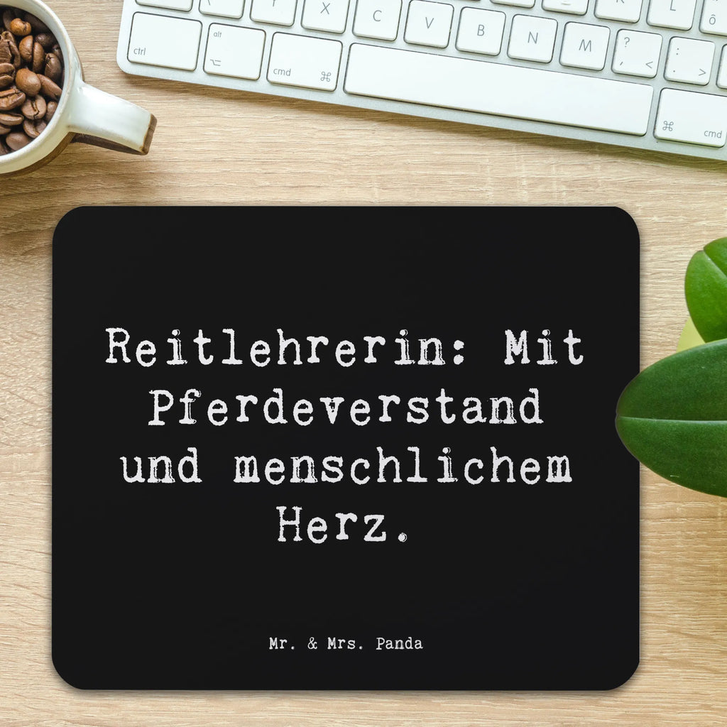 Mauspad Spruch Reitlehrerin: Mit Pferdeverstand und menschlichem Herz. Mousepad, Computer zubehör, Büroausstattung, PC Zubehör, Arbeitszimmer, Mauspad, Einzigartiges Mauspad, Designer Mauspad, Mausunterlage, Mauspad Büro, Beruf, Ausbildung, Jubiläum, Abschied, Rente, Kollege, Kollegin, Geschenk, Schenken, Arbeitskollege, Mitarbeiter, Firma, Danke, Dankeschön