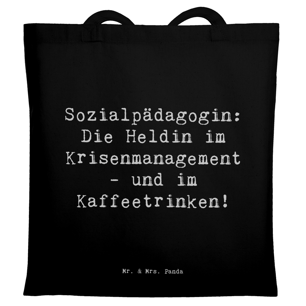 Tragetasche Spruch Sozialpädagogin: Die Heldin im Krisenmanagement - und im Kaffeetrinken! Beuteltasche, Beutel, Einkaufstasche, Jutebeutel, Stoffbeutel, Tasche, Shopper, Umhängetasche, Strandtasche, Schultertasche, Stofftasche, Tragetasche, Badetasche, Jutetasche, Einkaufstüte, Laptoptasche, Beruf, Ausbildung, Jubiläum, Abschied, Rente, Kollege, Kollegin, Geschenk, Schenken, Arbeitskollege, Mitarbeiter, Firma, Danke, Dankeschön