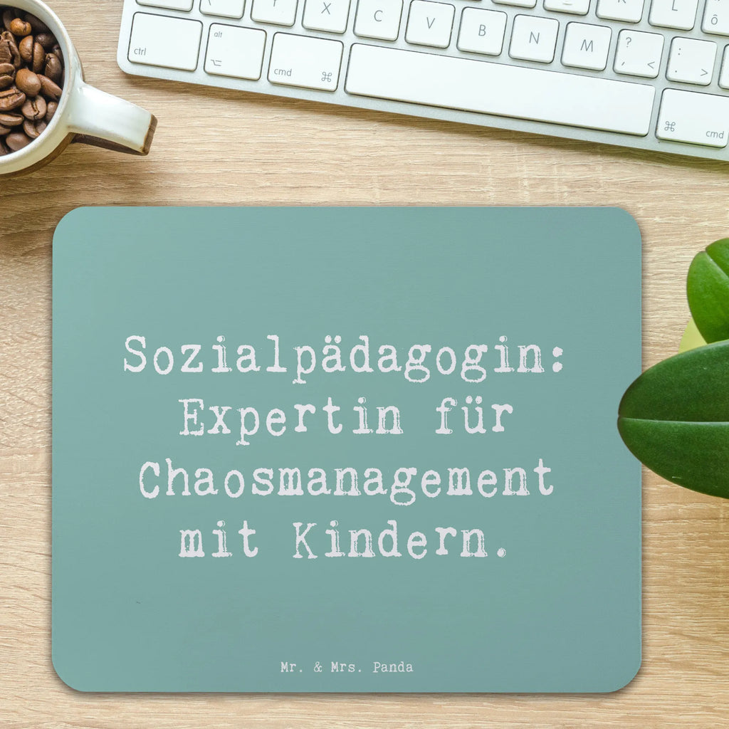 Mauspad Spruch Sozialpädagogin: Expertin für Chaosmanagement mit Kindern. Mousepad, Computer zubehör, Büroausstattung, PC Zubehör, Arbeitszimmer, Mauspad, Einzigartiges Mauspad, Designer Mauspad, Mausunterlage, Mauspad Büro, Beruf, Ausbildung, Jubiläum, Abschied, Rente, Kollege, Kollegin, Geschenk, Schenken, Arbeitskollege, Mitarbeiter, Firma, Danke, Dankeschön