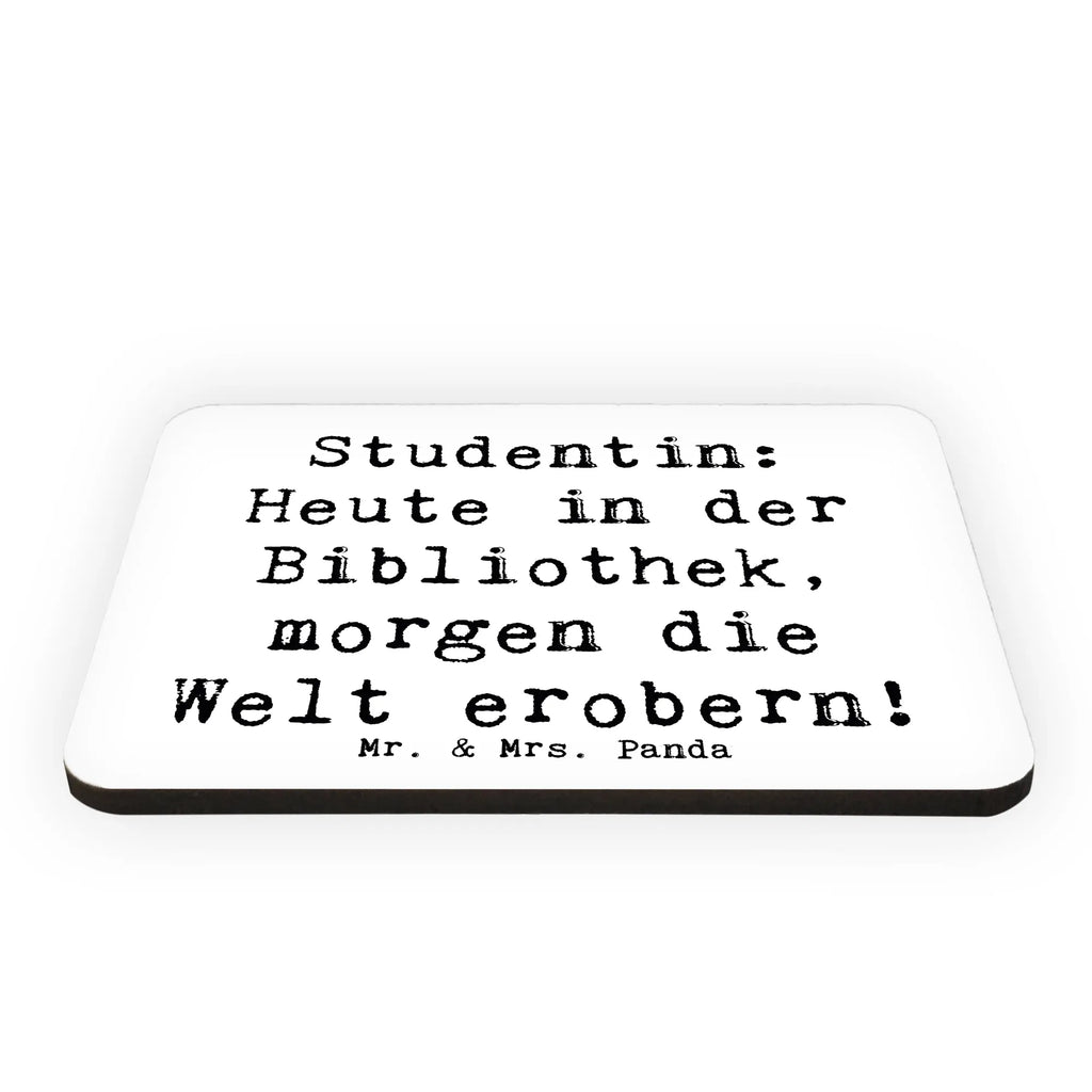 Magnet Spruch Studentin: Heute in der Bibliothek, morgen die Welt erobern! Kühlschrankmagnet, Pinnwandmagnet, Souvenir Magnet, Motivmagnete, Dekomagnet, Whiteboard Magnet, Notiz Magnet, Kühlschrank Dekoration, Beruf, Ausbildung, Jubiläum, Abschied, Rente, Kollege, Kollegin, Geschenk, Schenken, Arbeitskollege, Mitarbeiter, Firma, Danke, Dankeschön