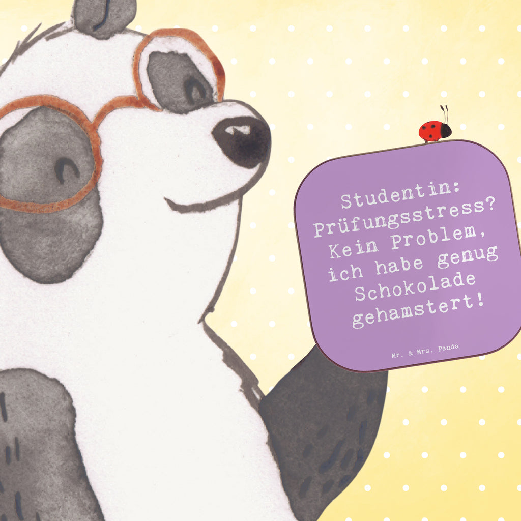 Untersetzer Spruch Studentin: Prüfungsstress? Kein Problem, ich habe genug Schokolade gehamstert! Untersetzer, Bierdeckel, Glasuntersetzer, Untersetzer Gläser, Getränkeuntersetzer, Untersetzer aus Holz, Untersetzer für Gläser, Korkuntersetzer, Untersetzer Holz, Holzuntersetzer, Tassen Untersetzer, Untersetzer Design, Beruf, Ausbildung, Jubiläum, Abschied, Rente, Kollege, Kollegin, Geschenk, Schenken, Arbeitskollege, Mitarbeiter, Firma, Danke, Dankeschön