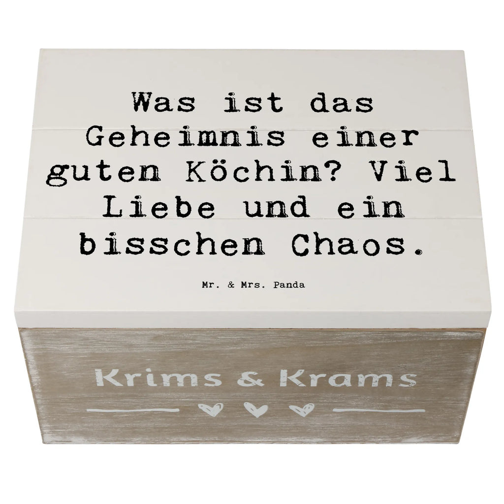 Holzkiste Spruch Was ist das Geheimnis einer guten Köchin? Viel Liebe und ein bisschen Chaos. Holzkiste, Kiste, Schatzkiste, Truhe, Schatulle, XXL, Erinnerungsbox, Erinnerungskiste, Dekokiste, Aufbewahrungsbox, Geschenkbox, Geschenkdose, Beruf, Ausbildung, Jubiläum, Abschied, Rente, Kollege, Kollegin, Geschenk, Schenken, Arbeitskollege, Mitarbeiter, Firma, Danke, Dankeschön