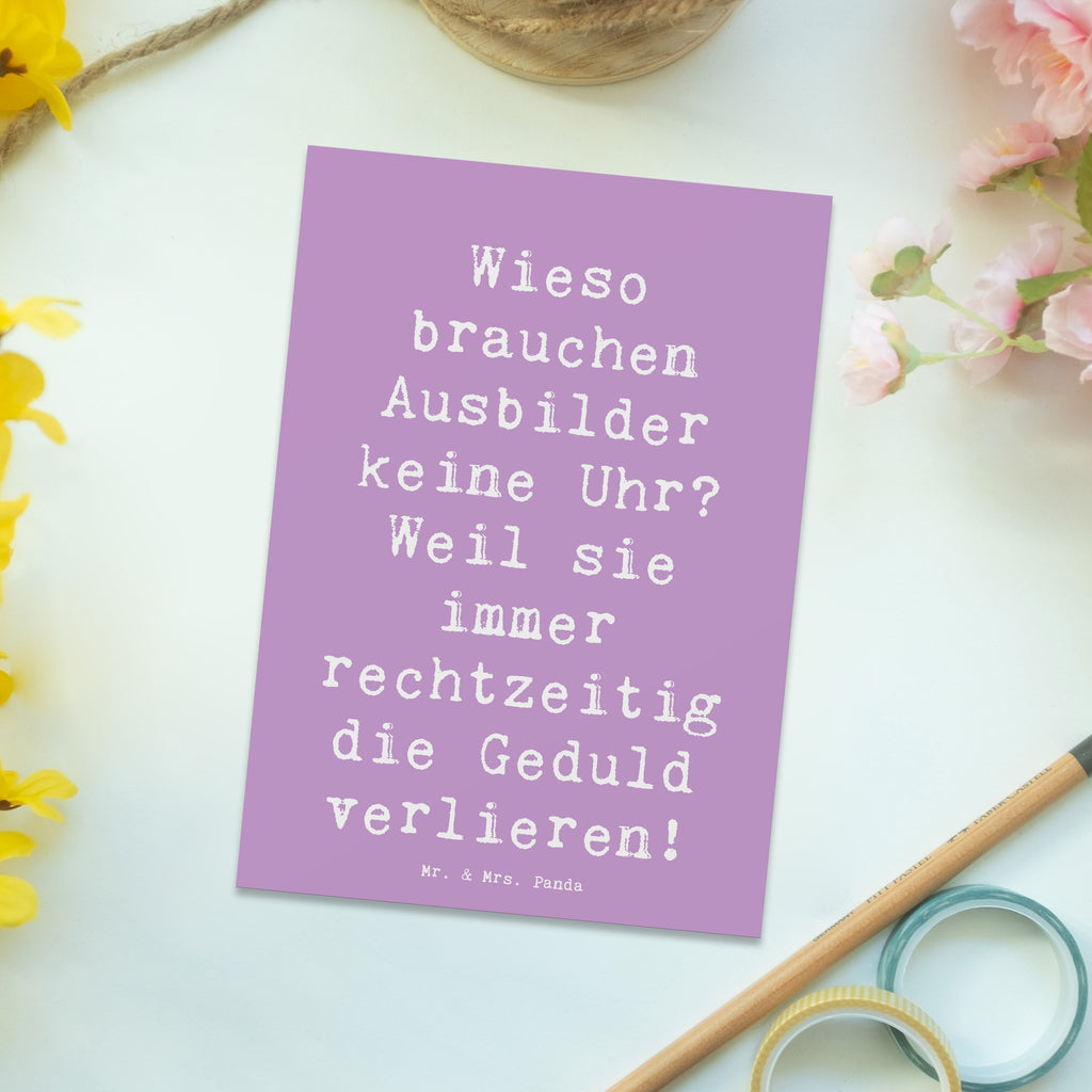 Postkarte Spruch Wieso brauchen Ausbilder keine Uhr? Weil sie immer rechtzeitig die Geduld verlieren! Postkarte, Karte, Geschenkkarte, Grußkarte, Einladung, Ansichtskarte, Geburtstagskarte, Einladungskarte, Dankeskarte, Ansichtskarten, Einladung Geburtstag, Einladungskarten Geburtstag, Beruf, Ausbildung, Jubiläum, Abschied, Rente, Kollege, Kollegin, Geschenk, Schenken, Arbeitskollege, Mitarbeiter, Firma, Danke, Dankeschön