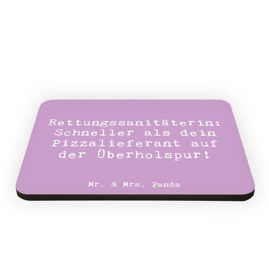 Magnet Spruch Rettungssanitäterin: Schneller als dein Pizzalieferant auf der Überholspur! Kühlschrankmagnet, Pinnwandmagnet, Souvenir Magnet, Motivmagnete, Dekomagnet, Whiteboard Magnet, Notiz Magnet, Kühlschrank Dekoration, Beruf, Ausbildung, Jubiläum, Abschied, Rente, Kollege, Kollegin, Geschenk, Schenken, Arbeitskollege, Mitarbeiter, Firma, Danke, Dankeschön