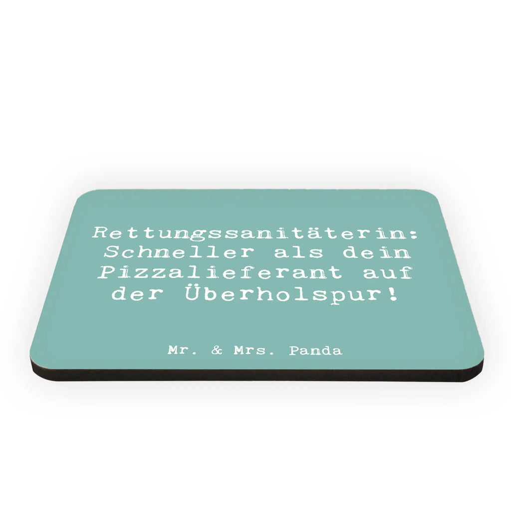 Magnet Spruch Rettungssanitäterin: Schneller als dein Pizzalieferant auf der Überholspur! Kühlschrankmagnet, Pinnwandmagnet, Souvenir Magnet, Motivmagnete, Dekomagnet, Whiteboard Magnet, Notiz Magnet, Kühlschrank Dekoration, Beruf, Ausbildung, Jubiläum, Abschied, Rente, Kollege, Kollegin, Geschenk, Schenken, Arbeitskollege, Mitarbeiter, Firma, Danke, Dankeschön