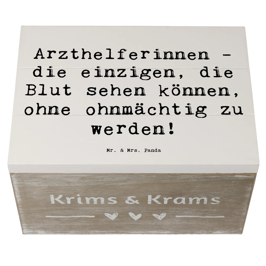 Holzkiste Spruch Tapfere Arzthelferin Holzkiste, Kiste, Schatzkiste, Truhe, Schatulle, XXL, Erinnerungsbox, Erinnerungskiste, Dekokiste, Aufbewahrungsbox, Geschenkbox, Geschenkdose, Beruf, Ausbildung, Jubiläum, Abschied, Rente, Kollege, Kollegin, Geschenk, Schenken, Arbeitskollege, Mitarbeiter, Firma, Danke, Dankeschön